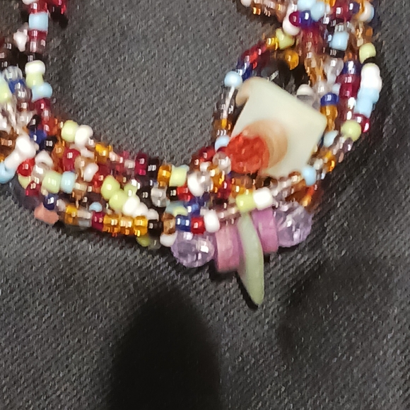 Women's 7" Multi Strand Multicolored Seed Bead Stretch Bracelet - Picture 4 of 5